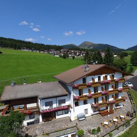 Pension Lucknerhof Hotell Meransen Exteriör bild